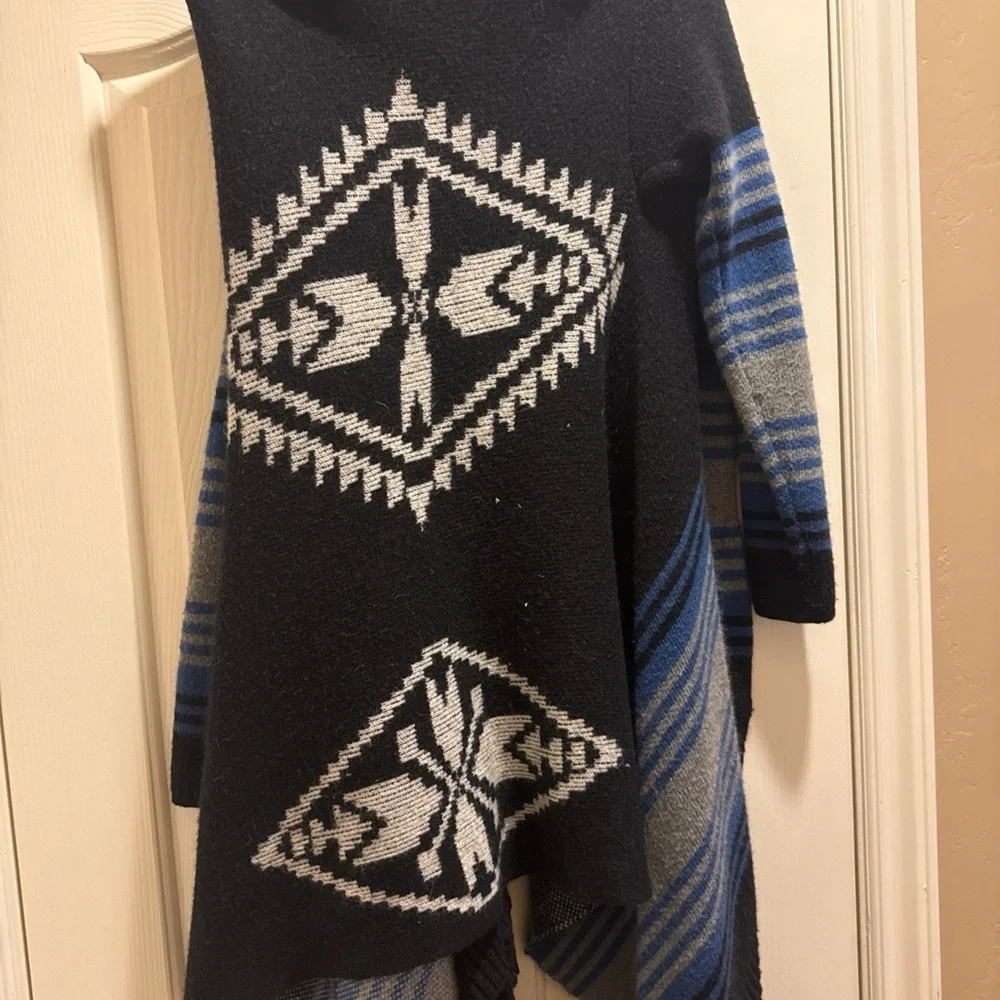 Wool angora Elegant Black and Blue Women's Cardigan‎